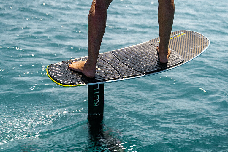 Facts foiling Facts foiling